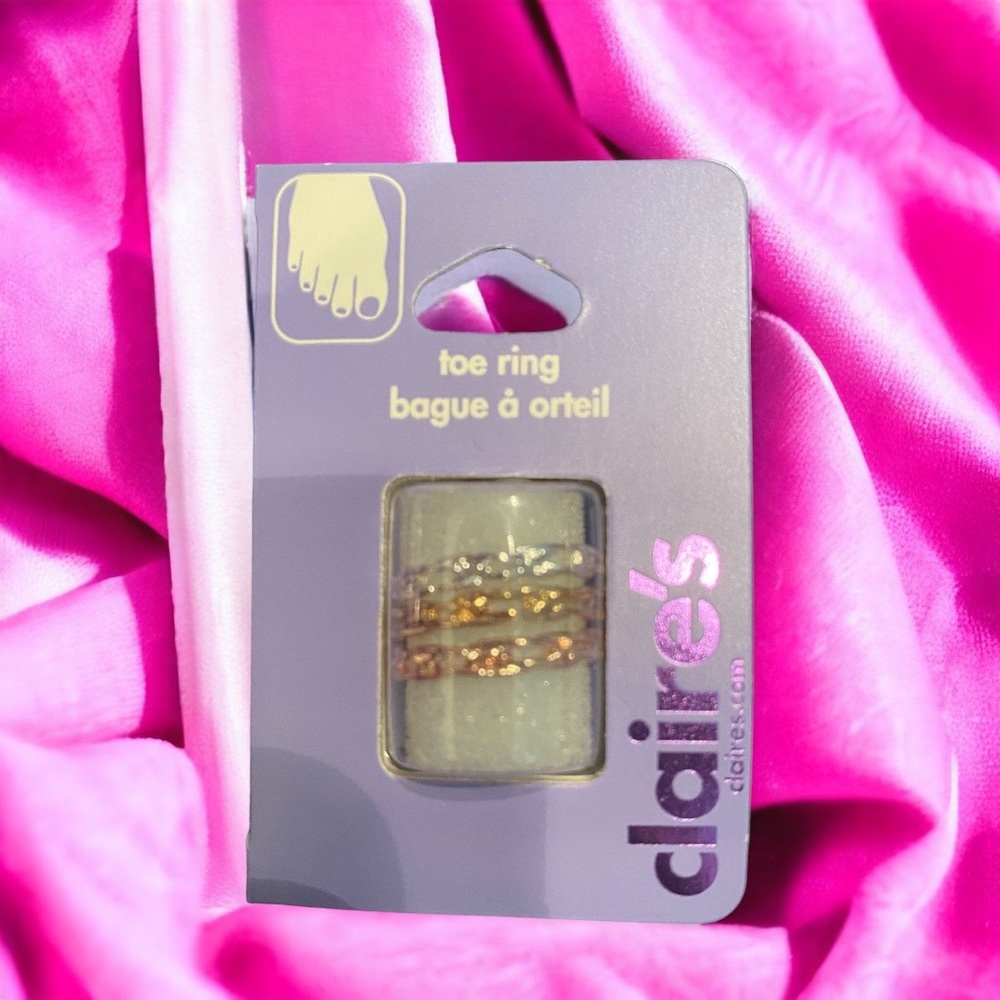 Claire’s Toe Rings (3 Included) - Picture 3 of 5